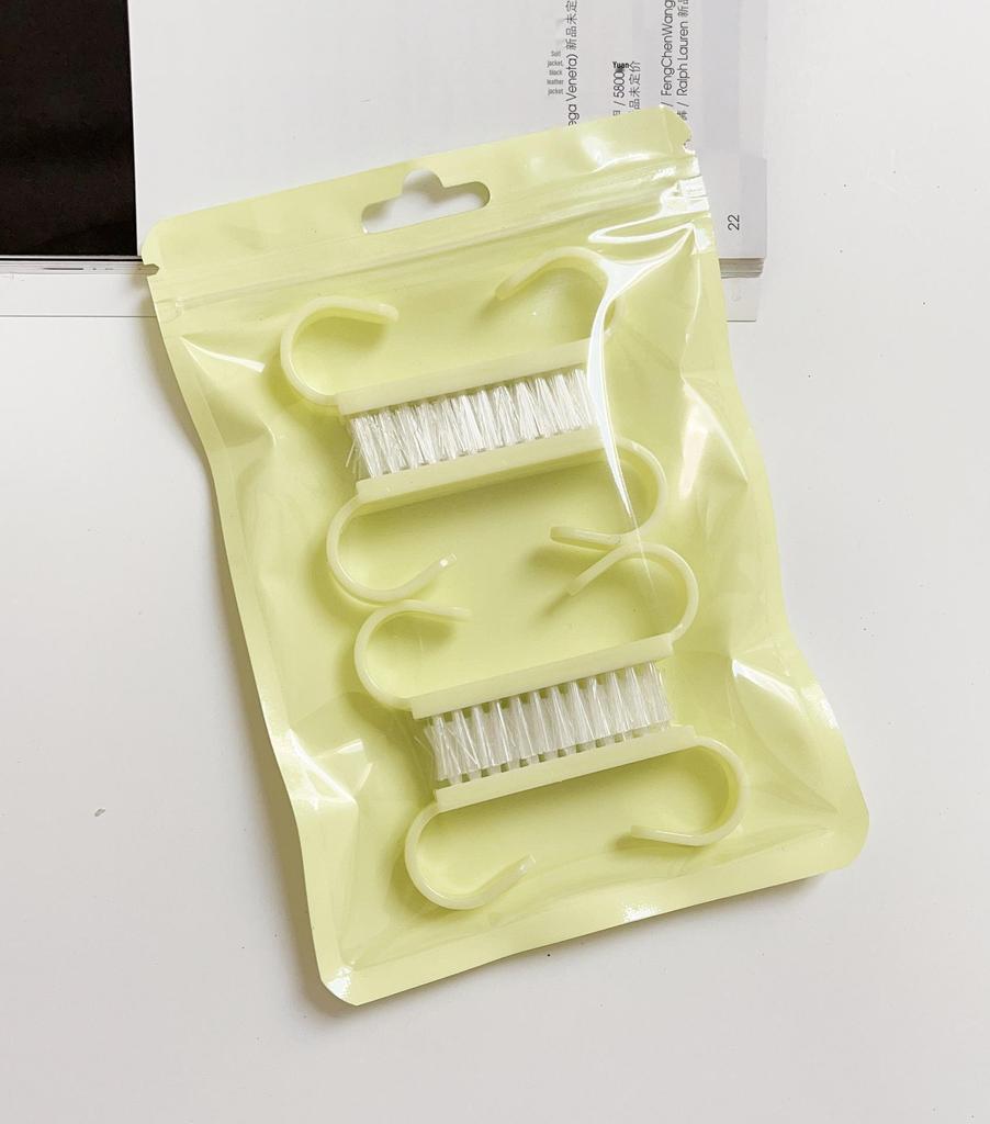 Macaron Colored Nail Dust and Cleaning Brush for Nail Art