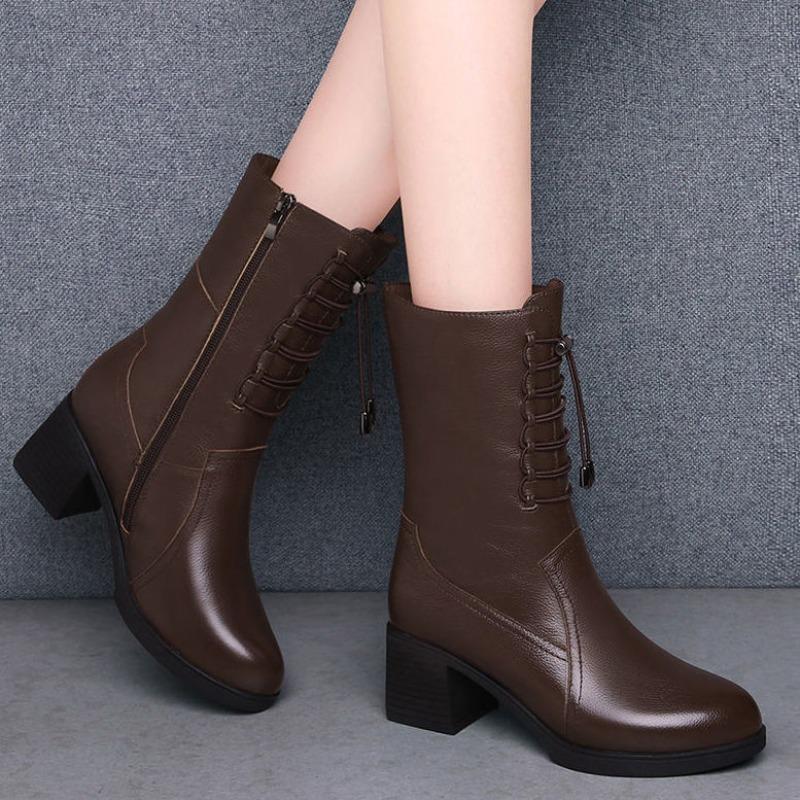 Fashion Autumn Winter Warm Leather Women's Half High Boots Gyaru Goth Work Trend 2025 Footwear on Promotion Pu Hot Ladies Mid Calf Shoes