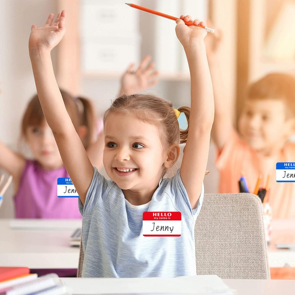 Jmenovky Kreslené jmenovky pro kancelářskou schůzku školu