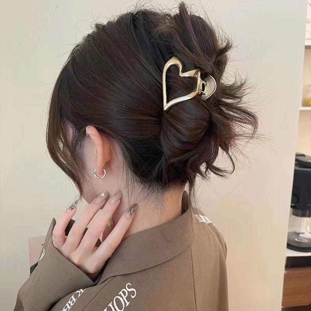 Hollow Ponytail Claw Clip Y2k Geometric Shark Clip Cute Love Heart Metal Hair Claw  Ladies