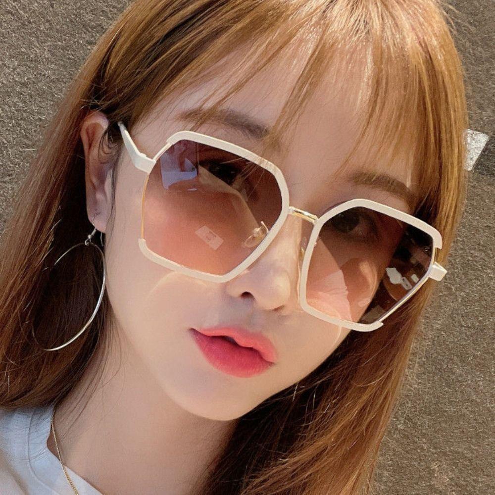 

UV380 Gradient Sunglasses Circle Box Women Shades Fashion Eyeglasses for Woman