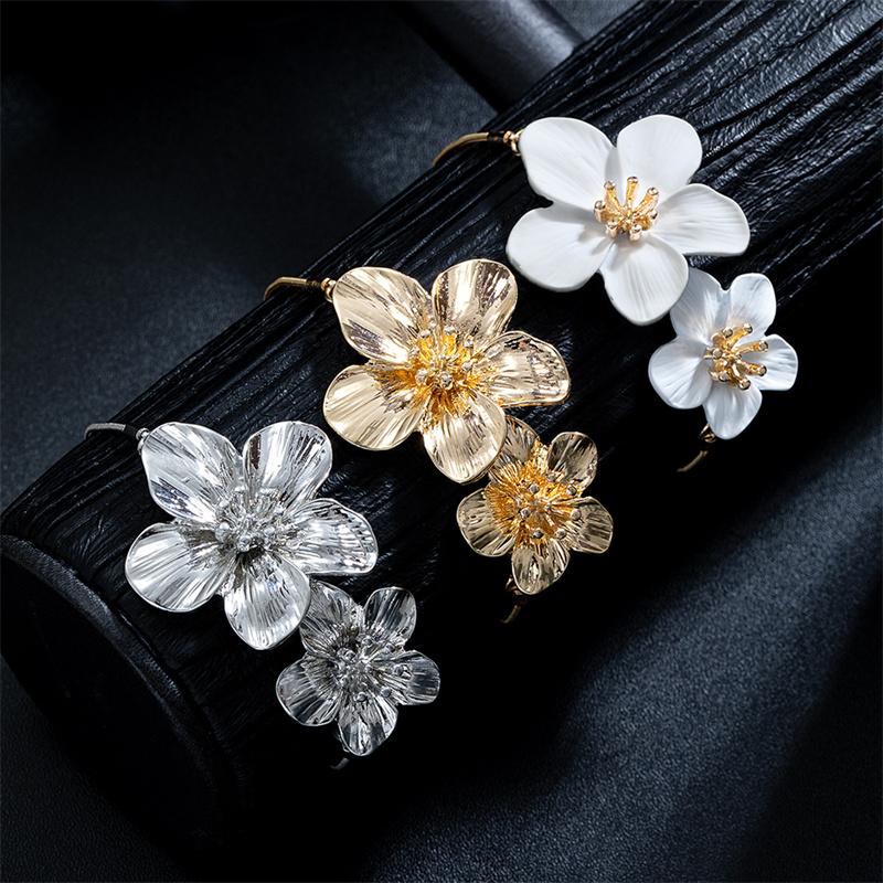 Elegant Simple Golden White Color Two Flower Bracelet For Women Fashion Adjustable Buckle Anklet Chain Jewelry Gifts