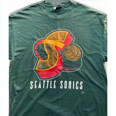 Seattle Sonics Basketball Logo Waldgrün Grafik 90er HN1700 Unisex T-Shirt