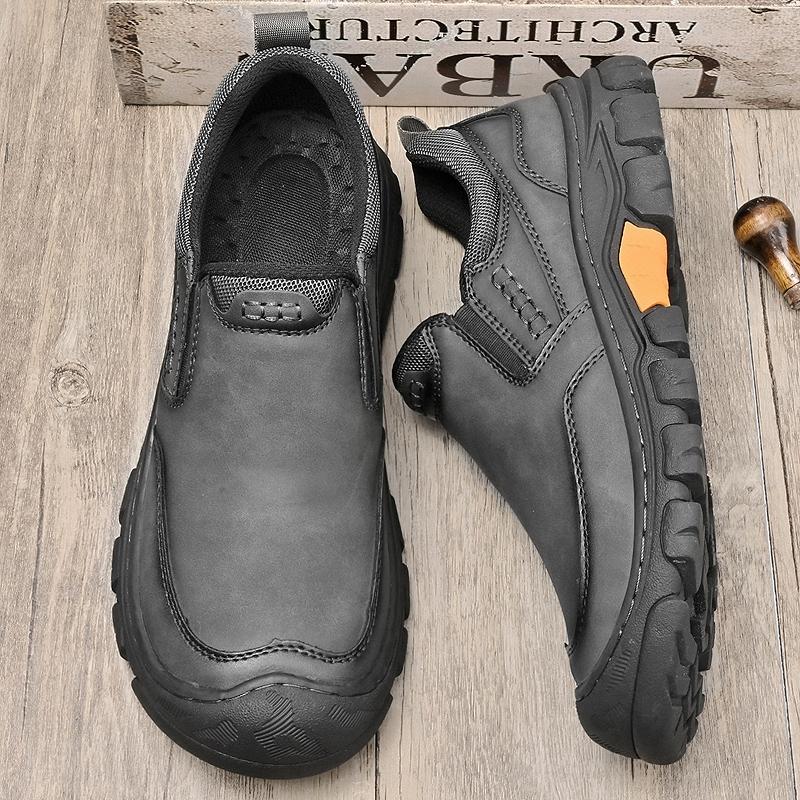 Hand Stitched Male's Leather Hiking Boots Outdoor Sneakers Walking Shoes Antiskid Travel Trainers Men's Slip On Shoes