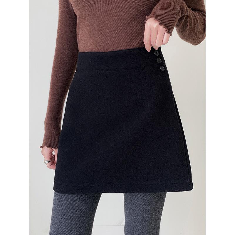 

Sunset Barca Wool A-line Skirt: Women s Winter Three-Button Hip-Hugging Skirt N885C M (105-115)