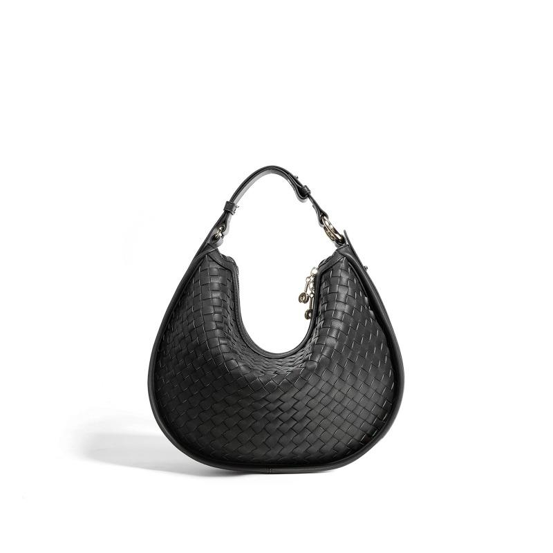 New Leather Woven Crescent Bag Spring and Summer Casual Fashion Shoulder Bag Niche Design Underarm Bag High-end Women's Bag