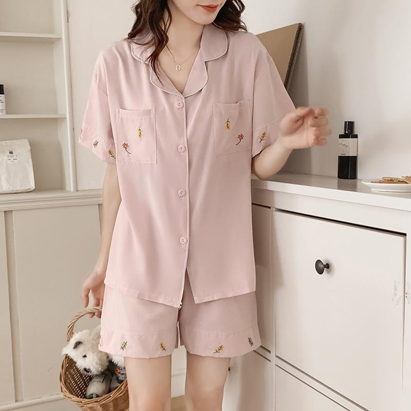 Summer Thin Ice Silk Embroidered Pajamas Set Small Lapel Loose Short-Sleeved Shorts Women'S Loungewear Two-Piece Set