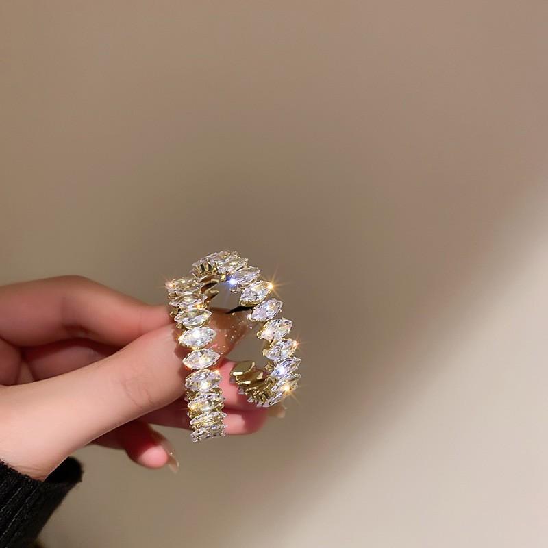 Grüner Zirkon-Creolen-Ohrring, C-Form, luxuriös, übertrieben, geometrisch, glänzend, große Ohrringe, Schmuck, Party-Geschenk