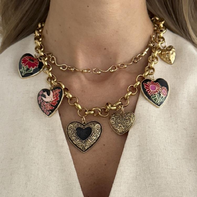 Pack of 3 Necklaces Retro Floral Heart Design Layering Style Lightweight Metal Construction for Daily Accessory