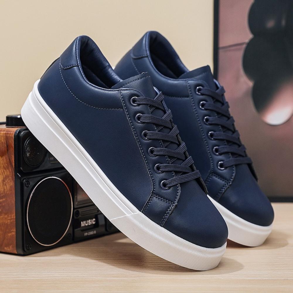 New  Fashionable Men's Board Shoes Trendy White Shoes Student Sports  Leisure Shoes Versatile Men's Shoes
