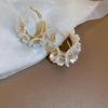 Latest Sweet Romantic Elegant White Flower Hoop Earrings Stylish Shell Resin Delicate Pearl Flower Zircon Earrings Trendy Versatile Luxury Jewellery