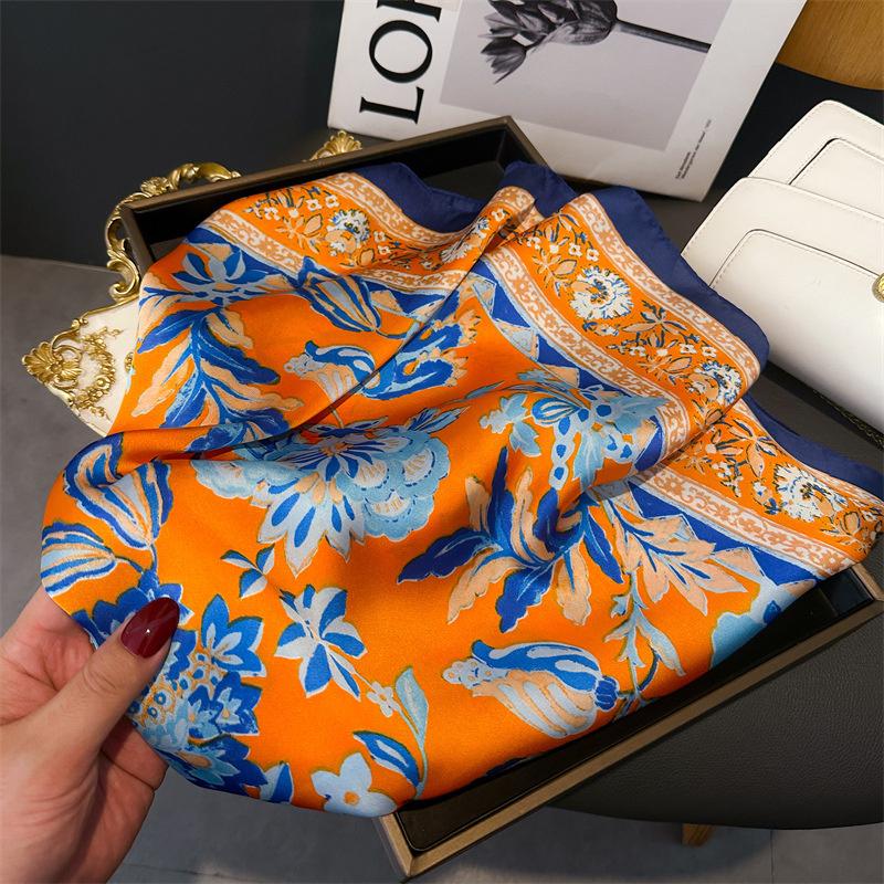 Neue Mode 70X70cm Bedruckter Damen Schal Pashmina Seidenschal Quadratisches Tuch Dekorative Kopfbedeckung Hals Luxus Design Bandana