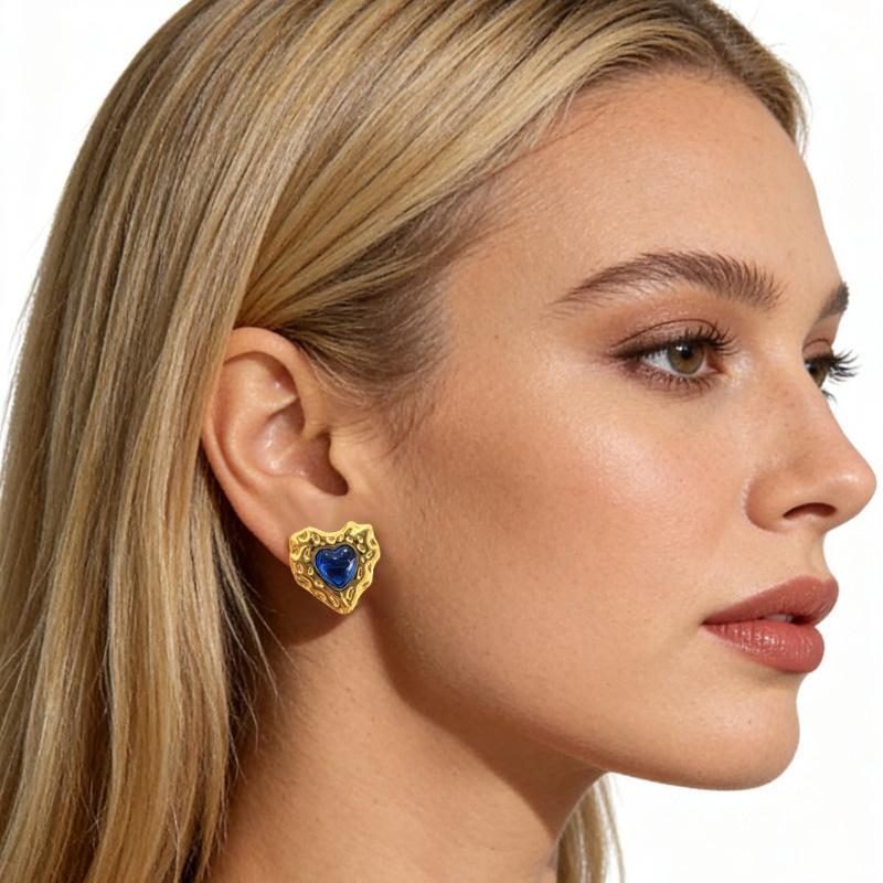 European & American Heart-Shaped Zircon Stainless Steel Stud Earrings - Luxury Trendy Ear Cuffs