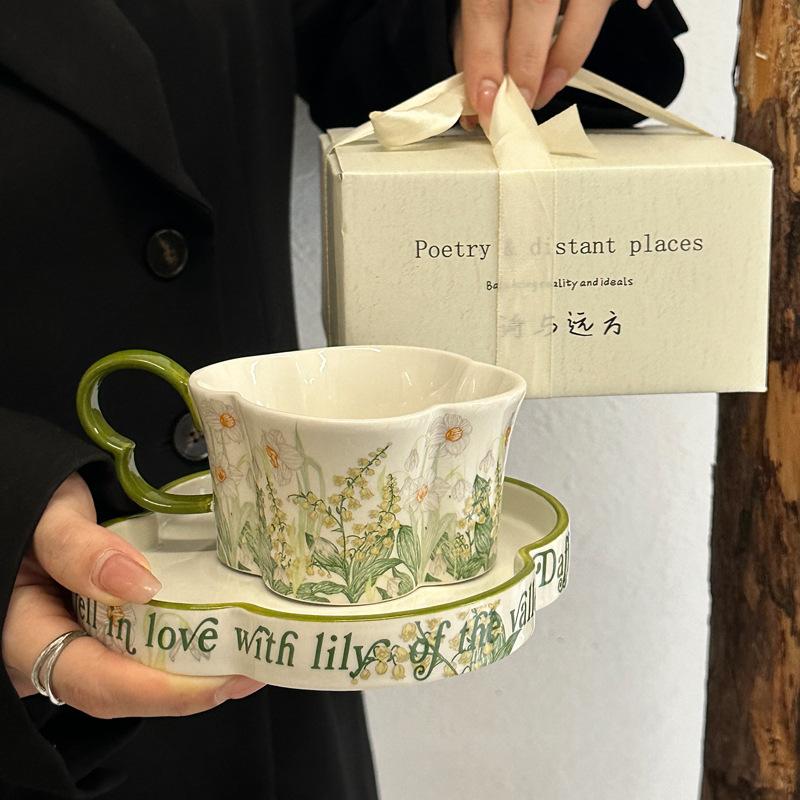 Tasse à café et soucoupe en céramique design rétro français Exquise haut de gamme luxe léger Tasse et soucoupe Coffret cadeau Souvenir cadeau