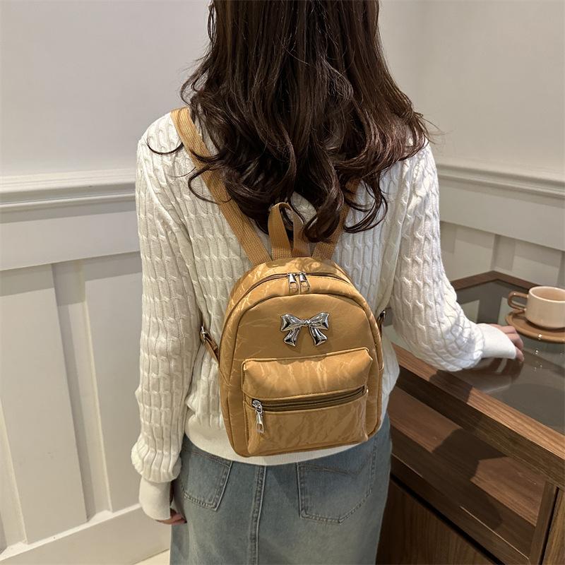 Schoolbag Bow Backpack Women's Niche Design Fashion Korean Edition School Bag 1011 Autumn and Winter Lightweight Small Travel Backpack