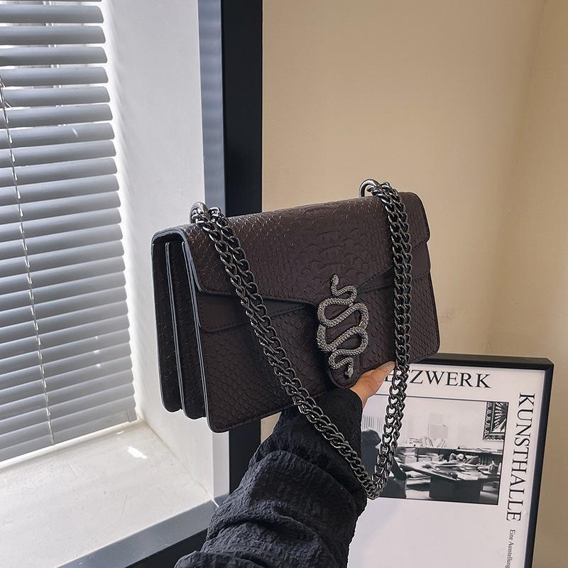 Summer new high-end fashion snake pattern bag shoulder messenger women's bag