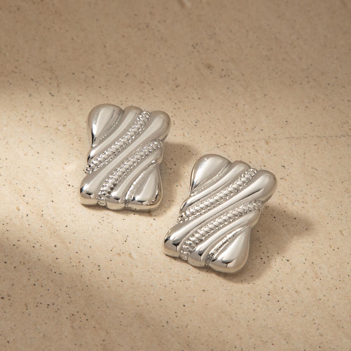 

INS Интернет-тренд знаменитостей тот же медный позолоченный 18-каратный настоящий золотой прямоугольный геометрический узор серьги ретро простые серьги-гвоздики серебряный