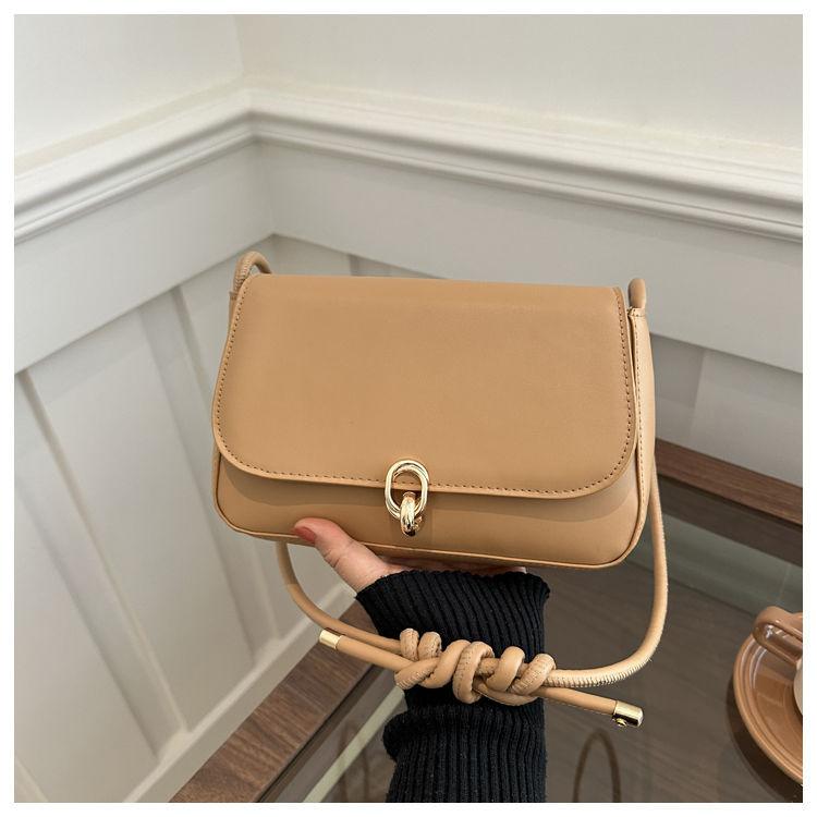 

Small square bag messenger bag women s 2025 new white fashion versatile high-end single shoulder underarm bag niche bag women хакі