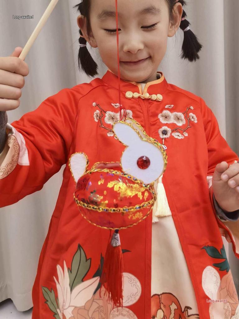 Mini Chinese New Year Rabbit Lantern: Colorful Handheld Ancient Style Fabric Lantern with Electronic Light-Up