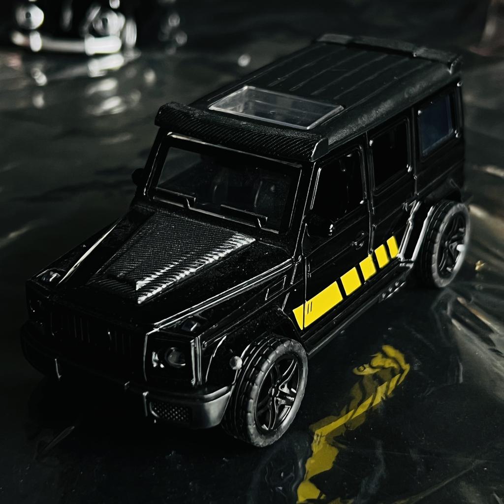 Alloy Metal Toy Simulation Car Can Open the Door Off-road Toy Boy Egg Car Decoration
