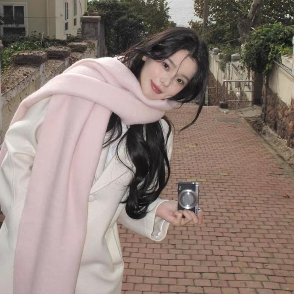 Women's Winter Plush Long Scarf with Tassel - Soft Warm Thick, Warm and Windproof Scarf, Multi Functional Scarf for Daily Outing