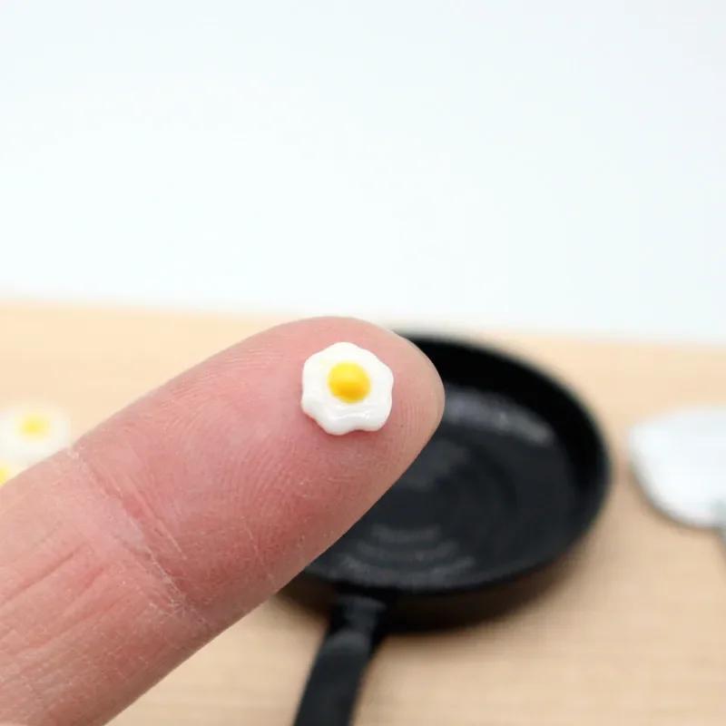 1Set Dollhouse Pan Egg Fryer Spatula Eggs Miniature Kitchenware Pan Egg Model Kitchen Utensils Home Decor Toy Miniatures Crafts
