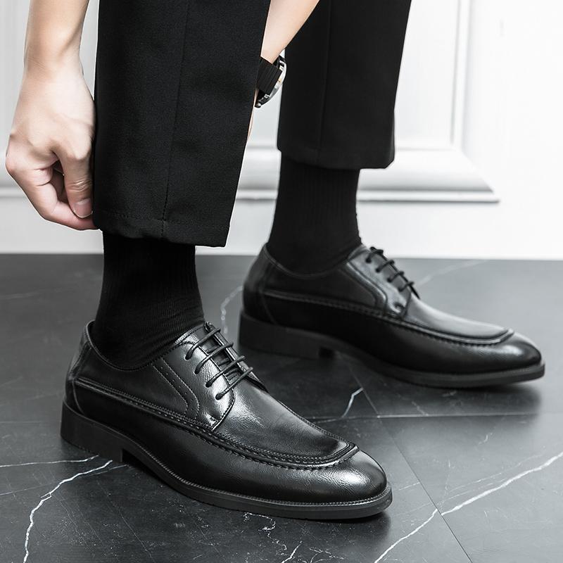Mode Neue Herrenschuhe Klassische Schnürschuhe Herren Businessschuhe Herren Leder Oxfords Kleiderschuhe Luxusmarke Herren Hochzeitsschuhe