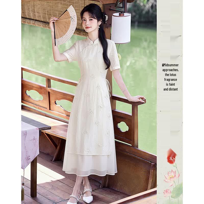 

Timeless Butterfly Embroidery Petite Summer Dress M