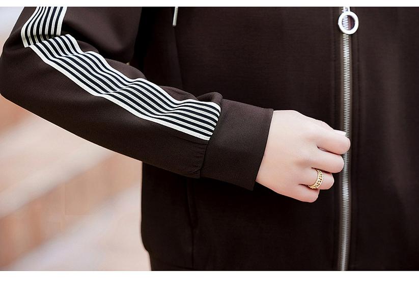 Women's Casual Spring Two-Piece: Loose Zipper Jacket & Elastic Waist Pants for Middle-Aged & Elderly