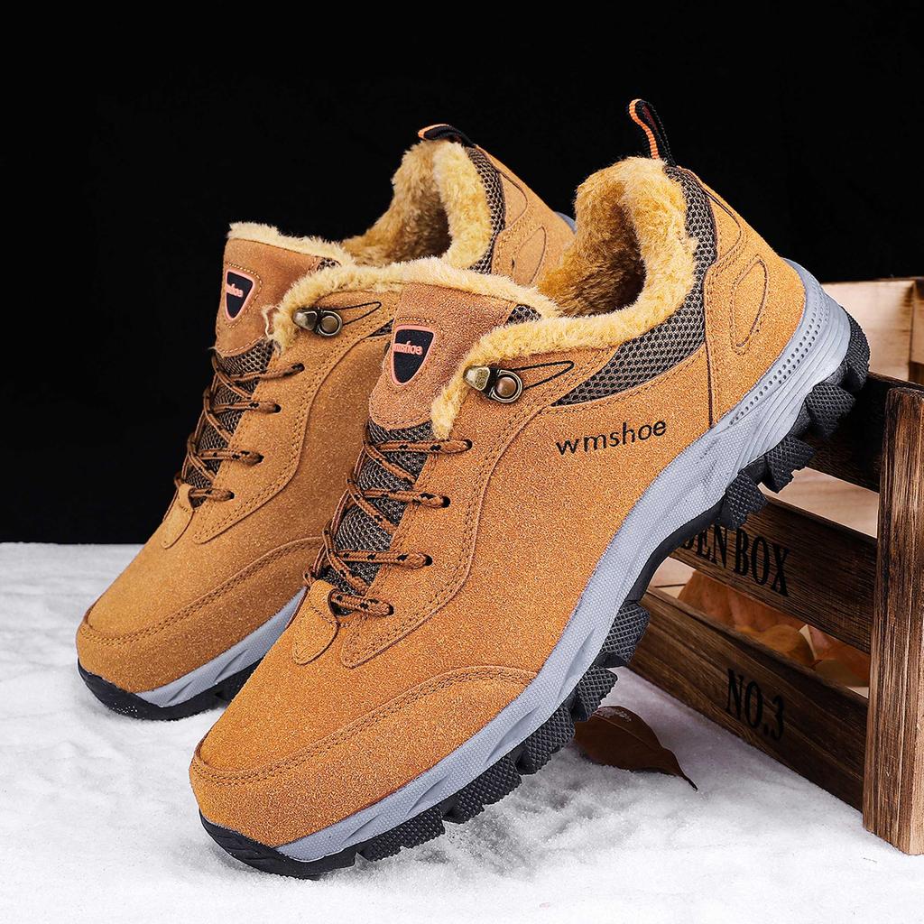 Fashion Hiking Shoes Men Outdoor Low-top Hiking Boots Leather Men's Trekking Shoes Plush Warm Walking Male Sneakers Big Size 48 49 50