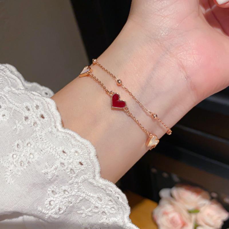 Fritillary love pendant double-layer bracelet fashionable versatile niche temperament bracelet light luxury high-end sense retro jewelry women