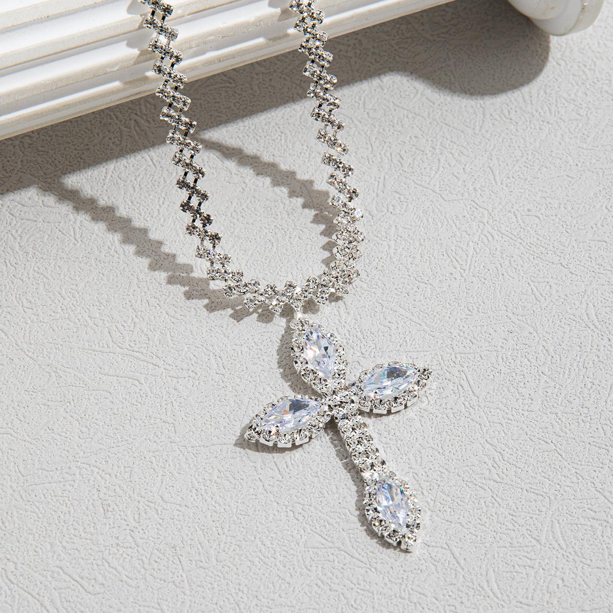 

Новое ретро ожерелье с подвеской Девы Марии крест для женской моды, новый модный аксессуар с подвеской 29.5CM серебряный