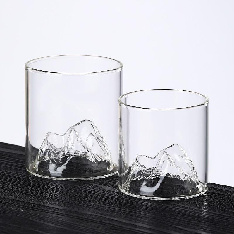 180ml/320ml Horský pohled Pohár Láhev na vodu Domácí sklenice na whisky Sklenice na zahraniční víno Tibetské horské sklenice na lihoviny Nápojové sklo