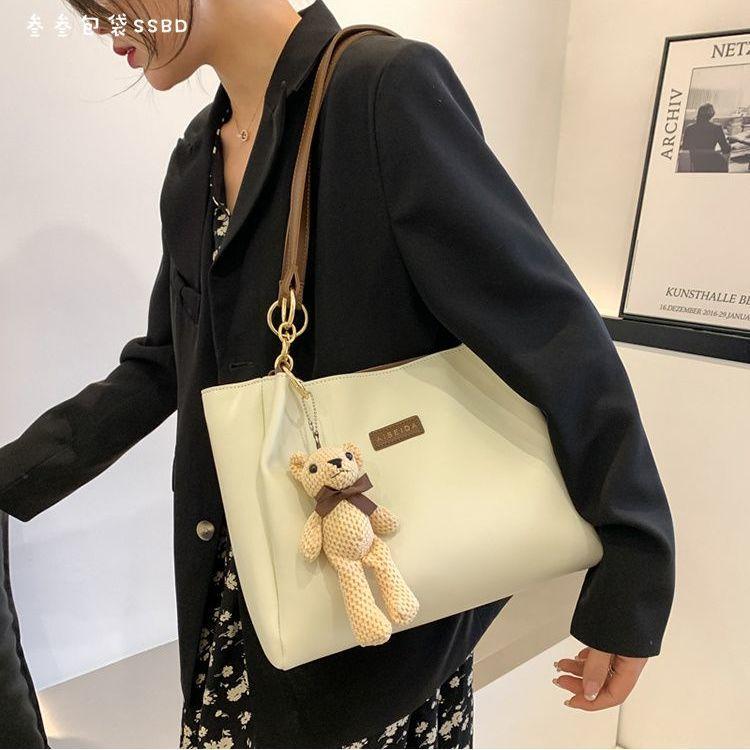 Class Tote Bag Women's New Trendy High-end Shoulder Bag Large Capacity Fashionable Versatile Commuter Bag