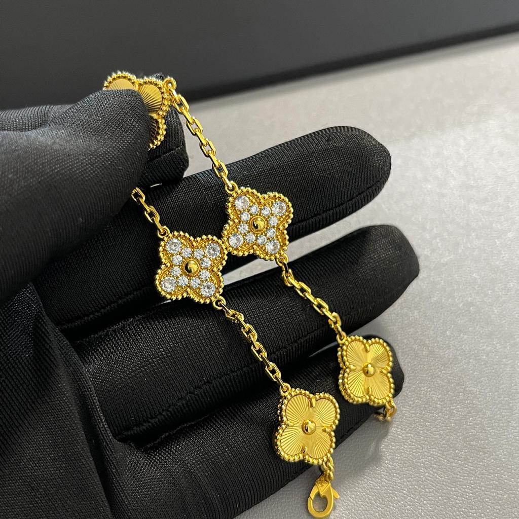 Gold Four-Leaf Clover & Five-Flower Pendant Necklace, 18K Plated, Elegant Gift for Her