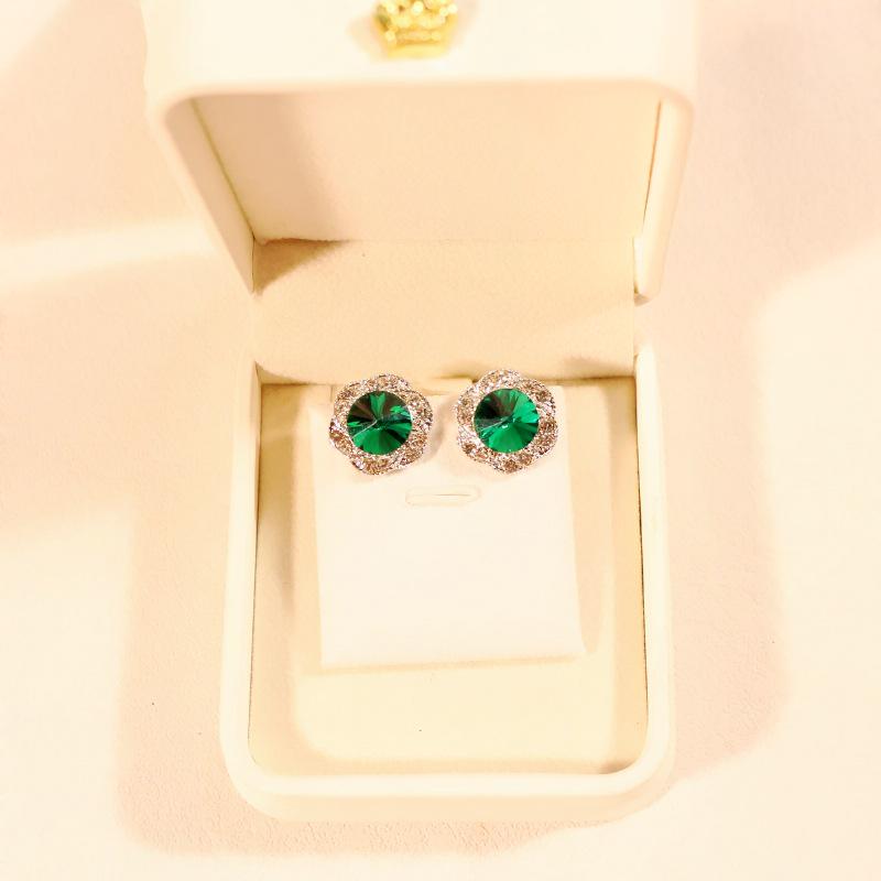 Emerald Flower Jewelry Set: Necklace, Earrings, and Ring In Stock
