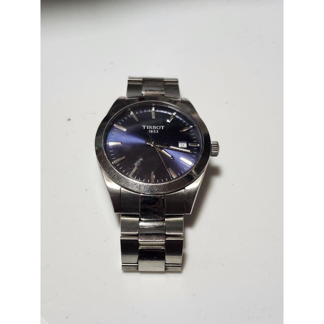 Used TISSOT 1833 quartz watch