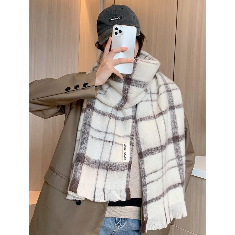 Winter New High-end Versatile Short Fringed Plaid Scarf Warm Thickened Shawl Student Couple