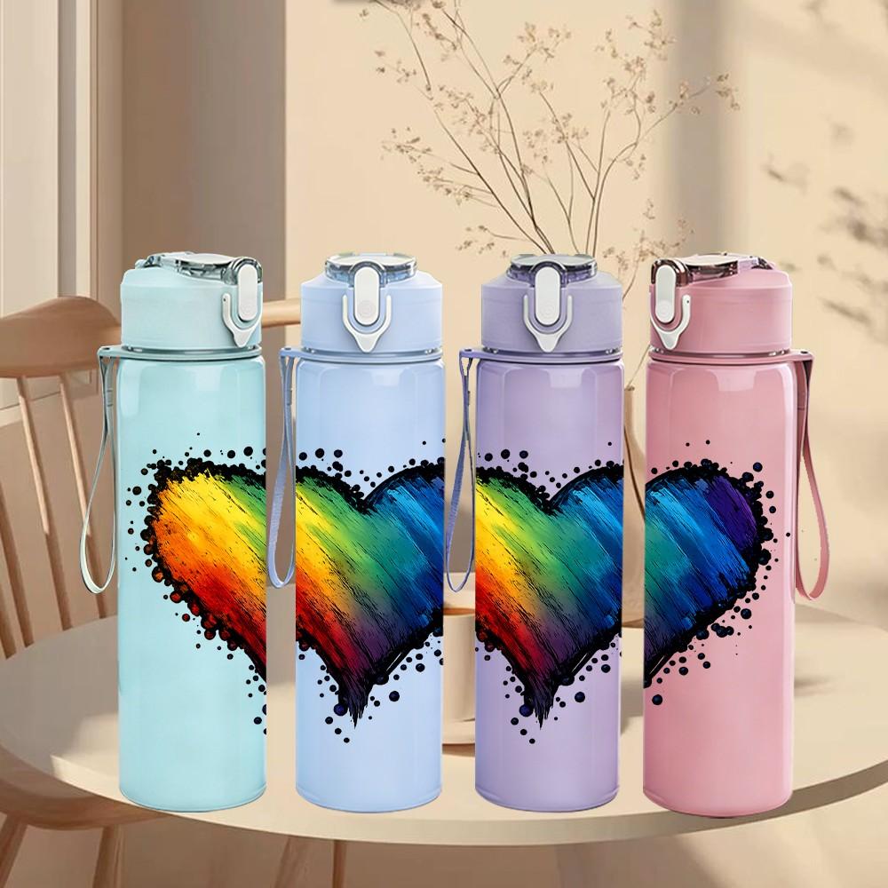 1PC Rainbow Gradient Heart Art 750ml Color Plastic Sports Water Bottle Leakproof Flip Straw Lid Suitable for Sports Office Home Use