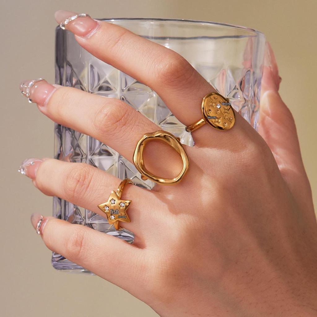 Oumaijia 18k Gold-Plated Geometric Zircon Pentagram Open Ring