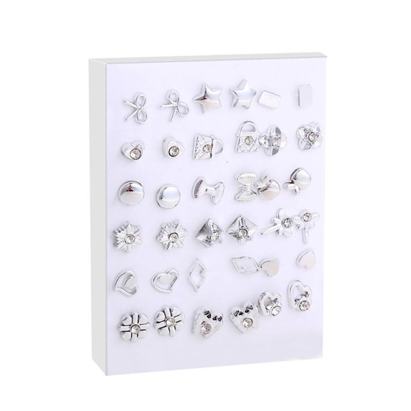 18Pairs Set Gold Silver Studs Earrings  Elegant Mixed Style Heart and Flower Earrings Accessory for Fashion Lovers