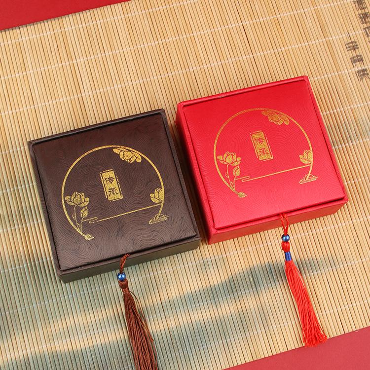 Super Source Linen Jewelry Box for Bracelets, Prayer Beads, Pendants, Necklaces, and Rings