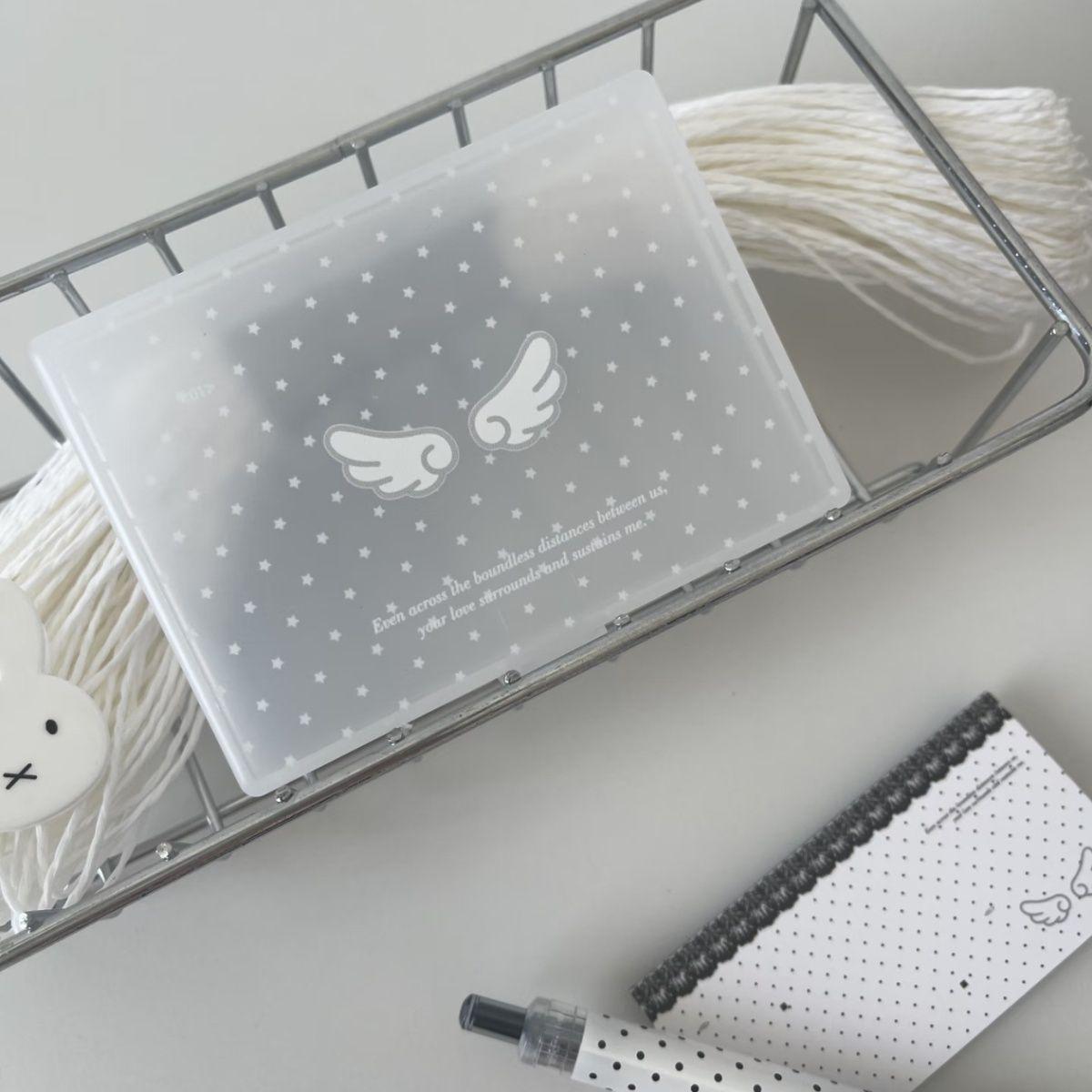 

Frosted Casual Korean Photocard Storage Box Star Polka Dot Wings Desktop Dustproof Case for Stickers Polaroid Ins Style Holder