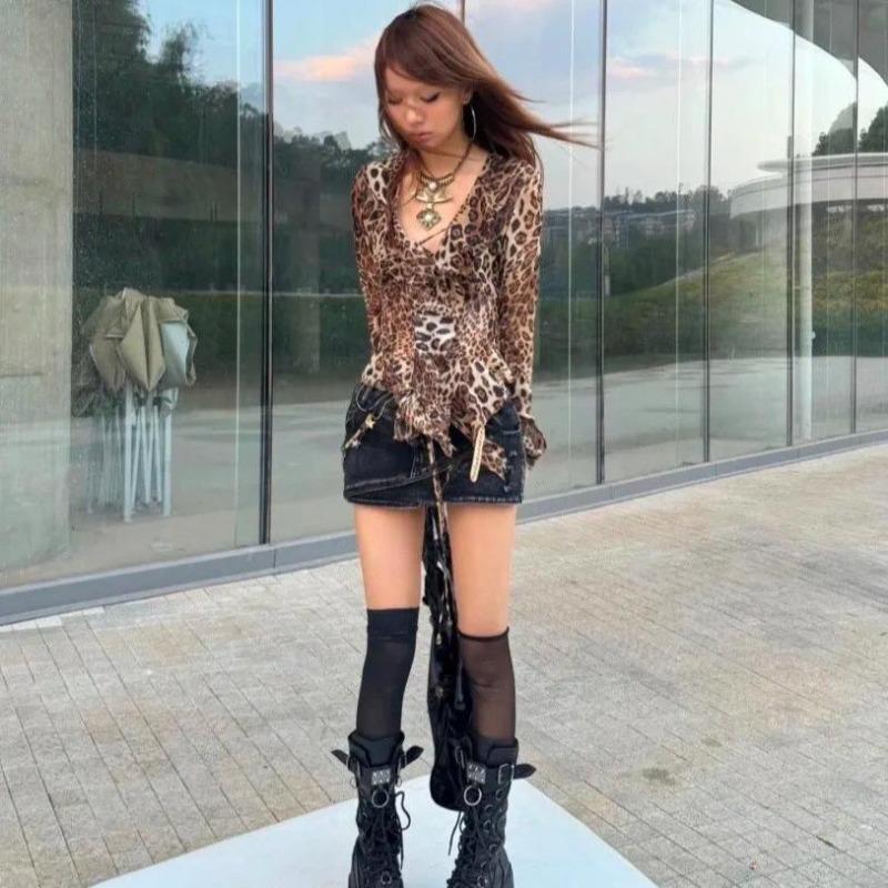 2KWEIRD Japanese Y2k Leopard Print Shirt Vintage Harajuku Ruffled Blouses Grunge Aesthetics V-neck Irregular Shirt Trashy 90s