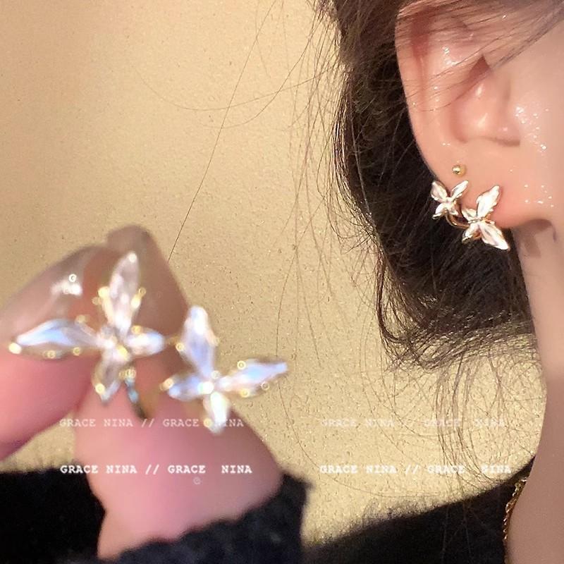 Silver needle same gold earrings women's light luxury high-end temperament pearl stud earrings retro new earrings