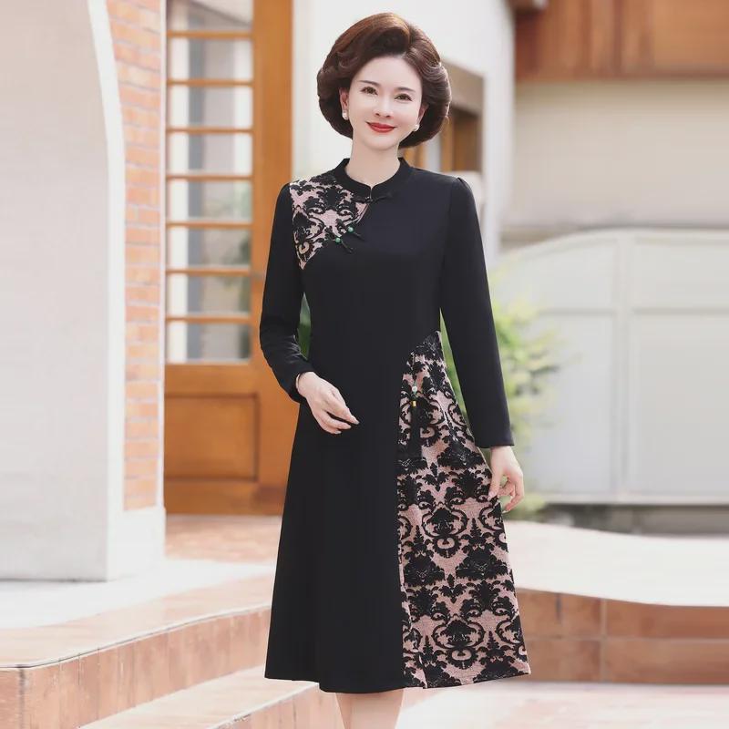 2024 Elegant Chinese-Style Mother of the Bride Dress for Ages 40-60