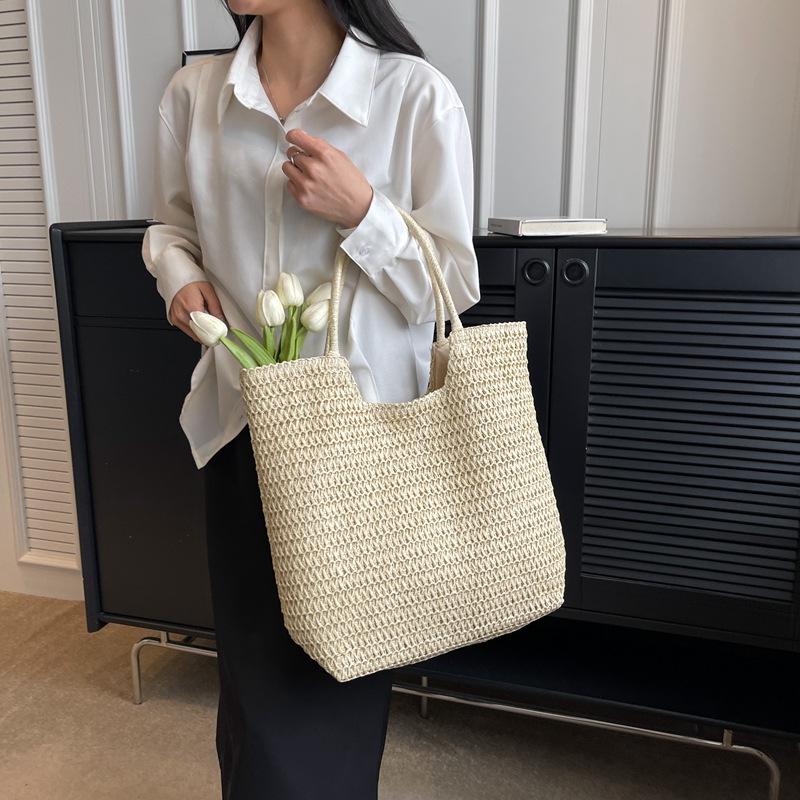 2026 Spring/Summer Women's High-End Straw Woven Tote Bag - Large Capacity Beach Bag