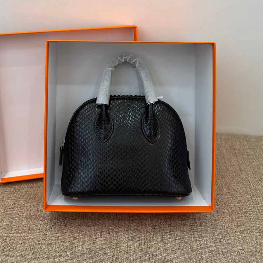 Hand Carry Mini Shell Bag 2026 New Versatile Snake Pattern Cowhide Bowling Bag Genuine Leather Shoulder Messenger Bag Small Bag
