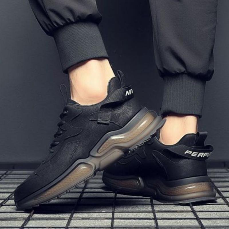 Sapatos masculinos casuais ao ar livre Tênis esportivos Homens 2025 Nova moda Outono Tendência Juventude Sola macia Preto Sapatos masculinos da moda Tamanho 38-44