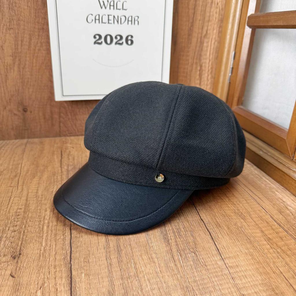Retro British Style Metal Buckled Woolen Octagonal Hat Women's Spring and Autumn Temperament Literary and Fashionable Face Newsboy Hat